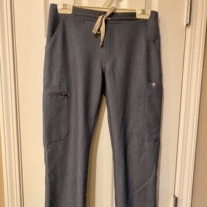 FIGS ‘yola’ skinny scrub pant *heather denim*